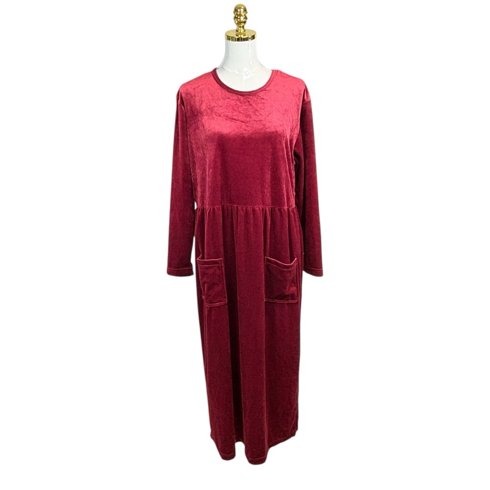 Woman’s Style Studio maroon velvet dress size L